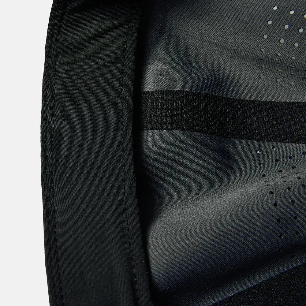 Custom Seamless Water Repellent Perforated 5 Panel Snapback Golf Hat