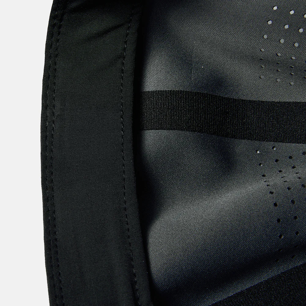 Custom Seamless Water Repellent Perforated 5 Panel Snapback Golf Hat