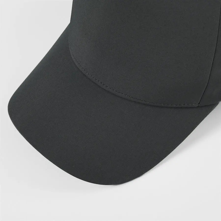 Blank Seamless 5 Panel Perforated Snapback Hat Wholesale